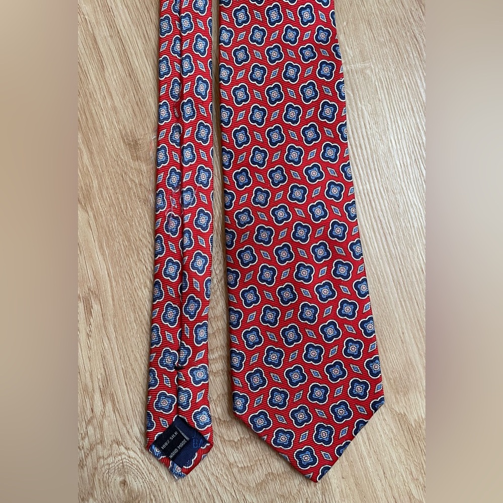 Bundle lot 2 men’s red silk ties Jos. A. Bank
